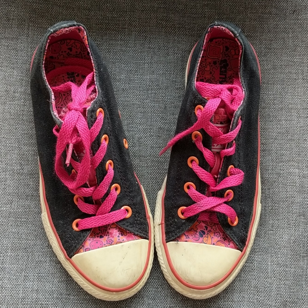 Converse low tops